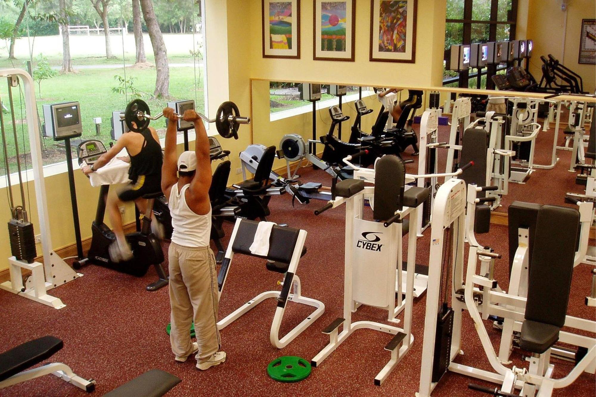 Miri Marriott Resort & Spa Zewnętrze zdjęcie A typical gym